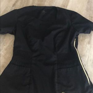 Jaanuu Pintuck Scrub Top